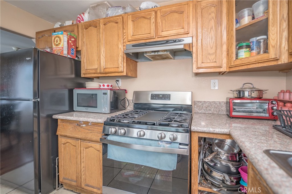 2500 Fairmount Property Photo 37