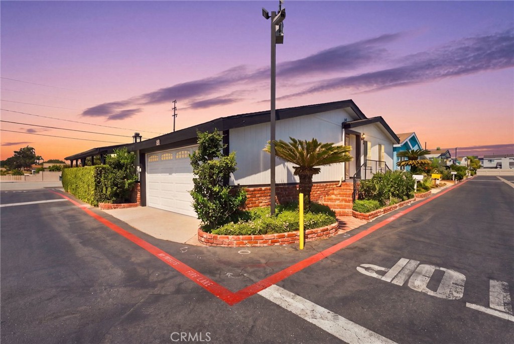 3050 W Ball 200 Property Photo 1