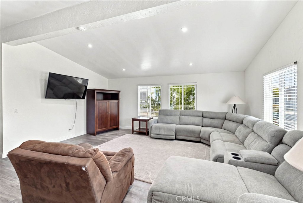 3050 W Ball 200 Property Photo 4