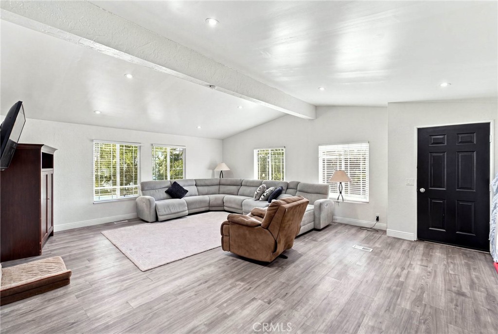 3050 W Ball 200 Property Photo 7