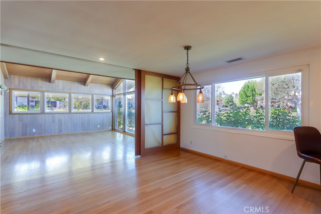 501 E Sunny Hills Road Property Photo 12