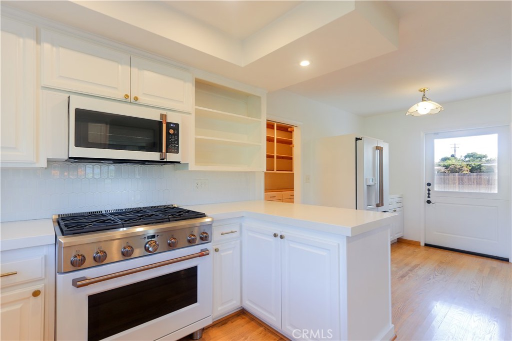 501 E Sunny Hills Road Property Photo 18