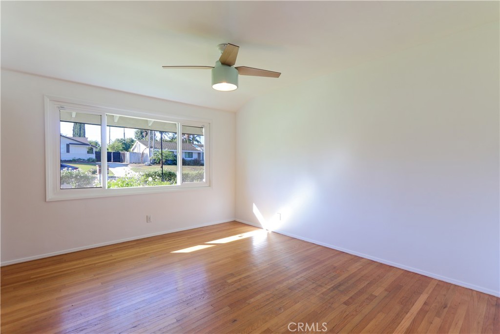 501 E Sunny Hills Road Property Photo 31