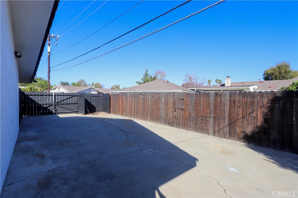 501 E Sunny Hills Road Property Photo 47