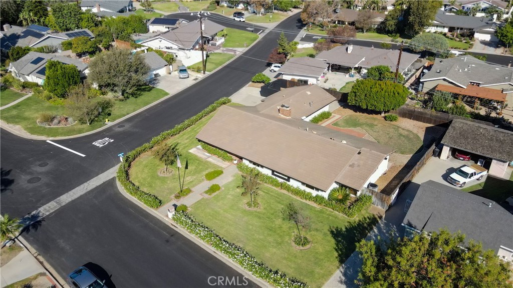 501 E Sunny Hills Road Property Photo 54