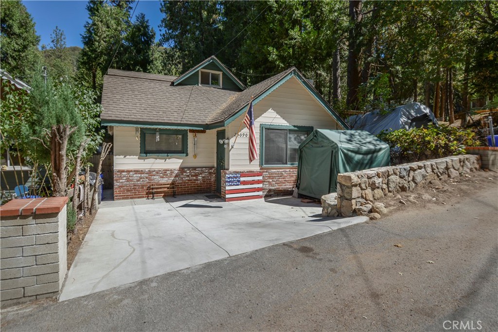 25090 Boa Drive Property Photo 1
