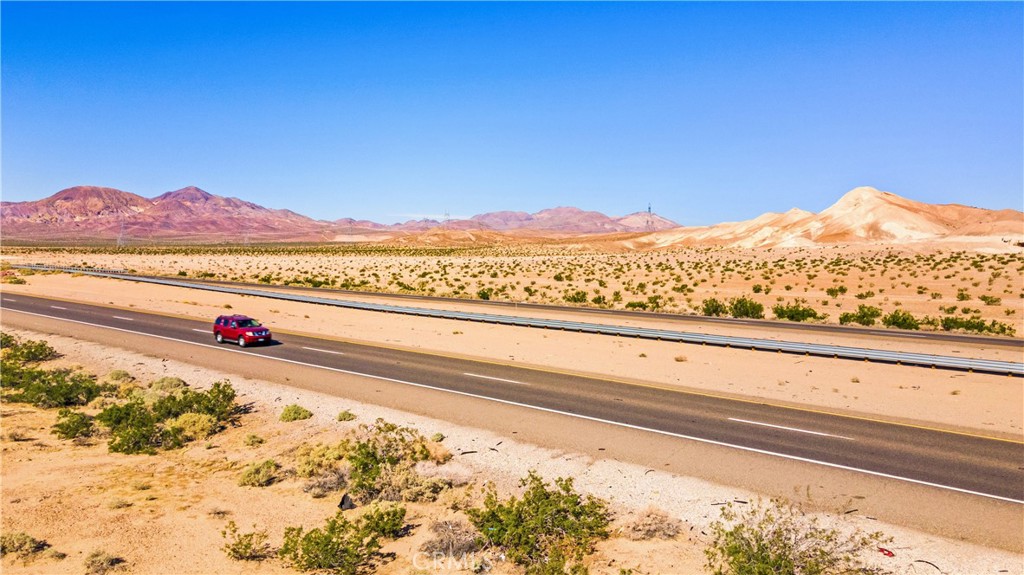 17 Yermo Road Property Photo 1