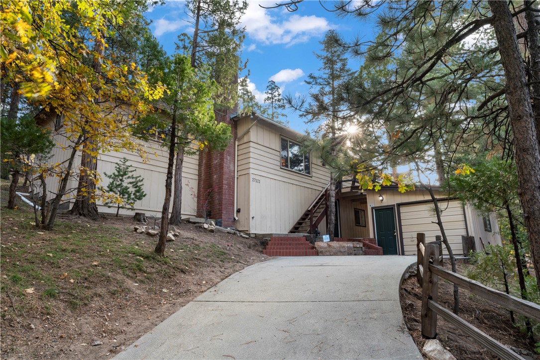27121 Peninsula Drive Property Photo