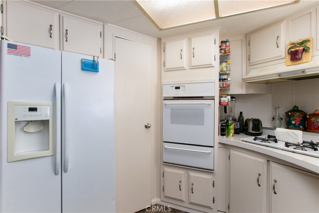 2200 W Wilson Street 154 Property Photo 16