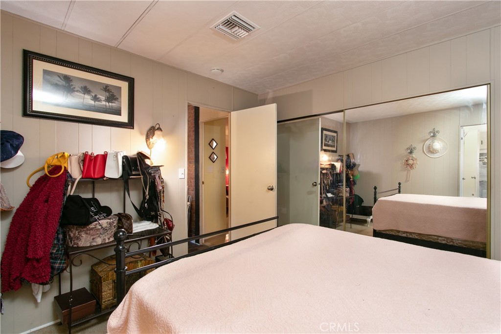 2200 W Wilson Street 154 Property Photo 20