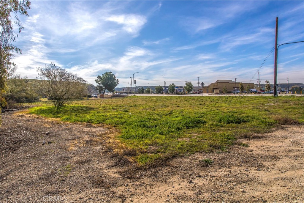 12915 14th Street Property Photo 4