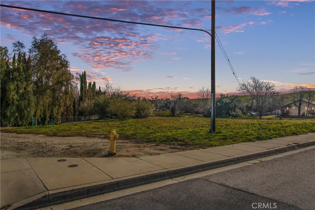12915 14th Street Property Photo 2
