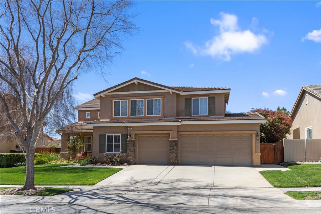 1051 Sunburst Drive Property Photo 3