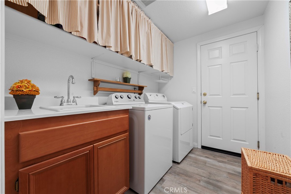 1051 Sunburst Drive Property Photo 20