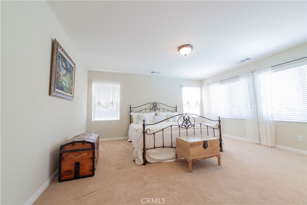 1051 Sunburst Drive Property Photo 24