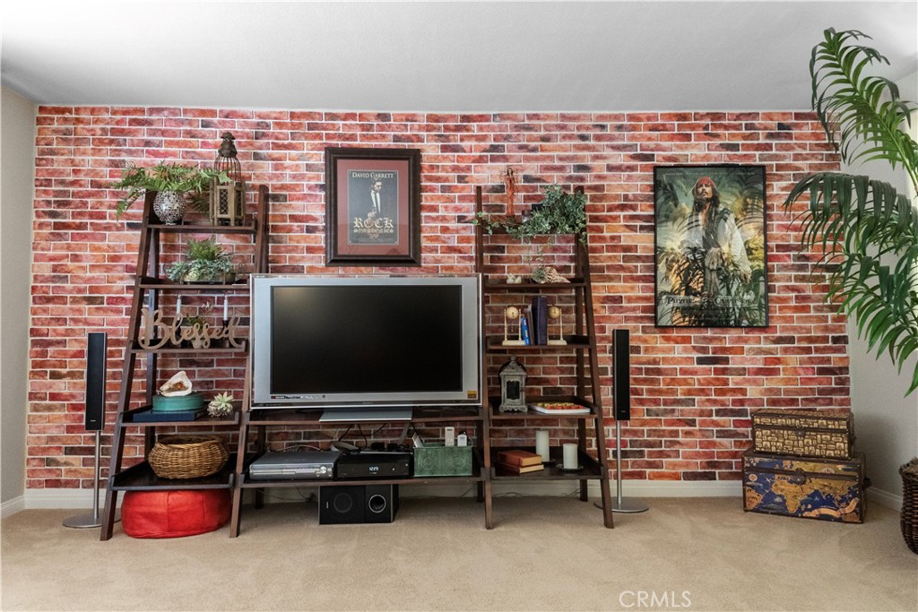 1051 Sunburst Drive Property Photo 29
