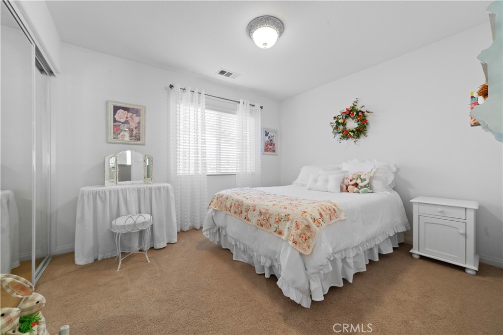 1051 Sunburst Drive Property Photo 35