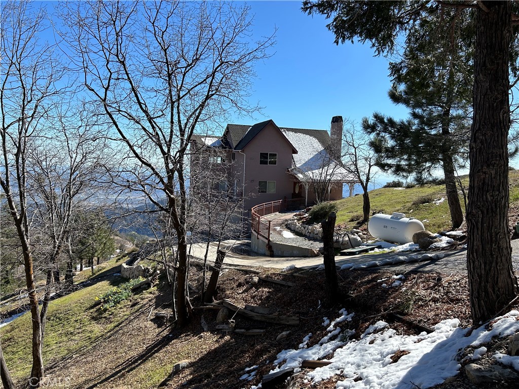 35 Holly Drive Property Photo 1