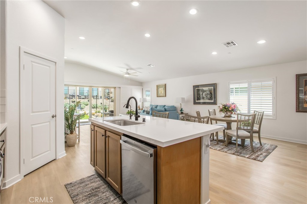 1570 Lismore Lane Property Photo 11