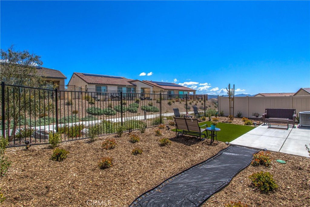 1570 Lismore Lane Property Photo 31
