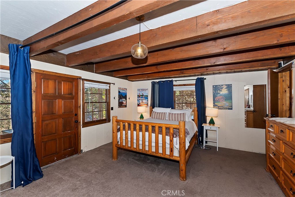 28410 Larchmont Lane Property Photo 29