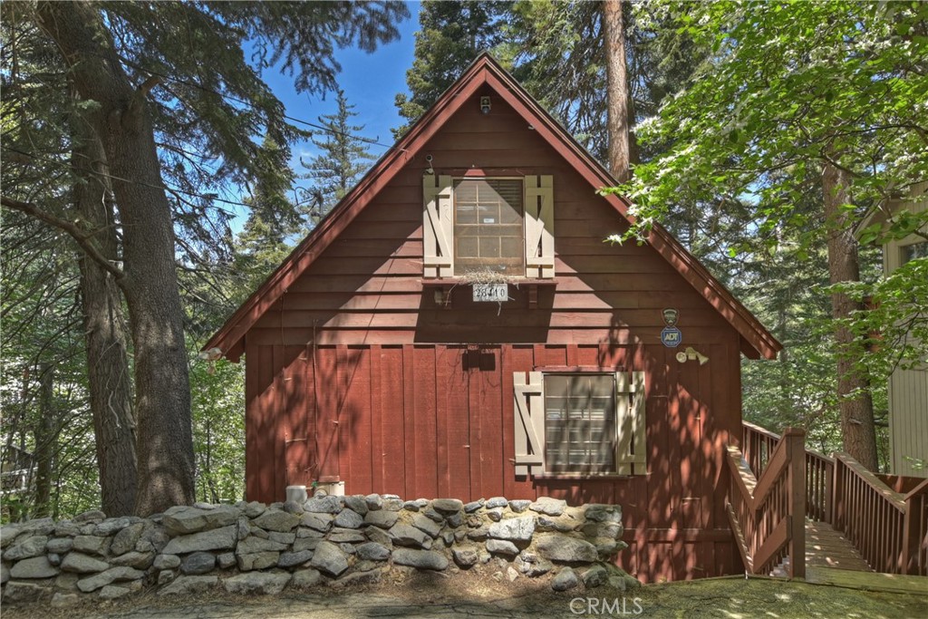 28410 Larchmont Lane Property Photo 40
