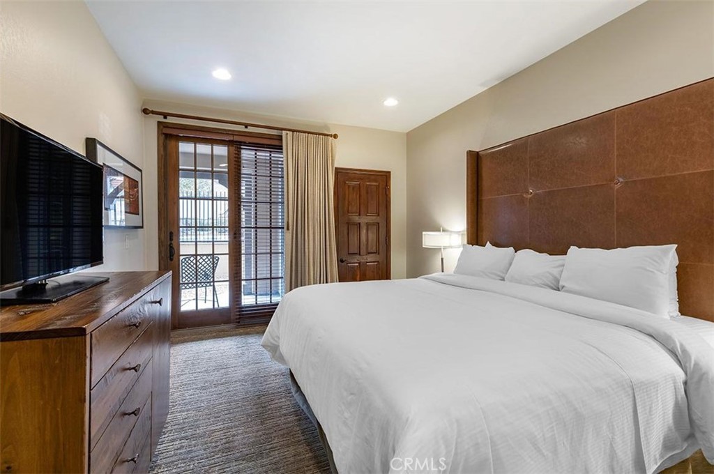 40671 Village Drive 15d Property Photo 17