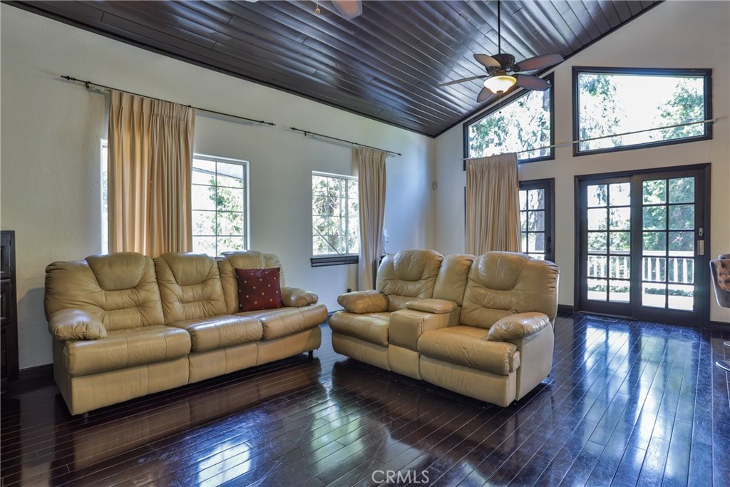 24048 Altdorf Drive Property Photo 10