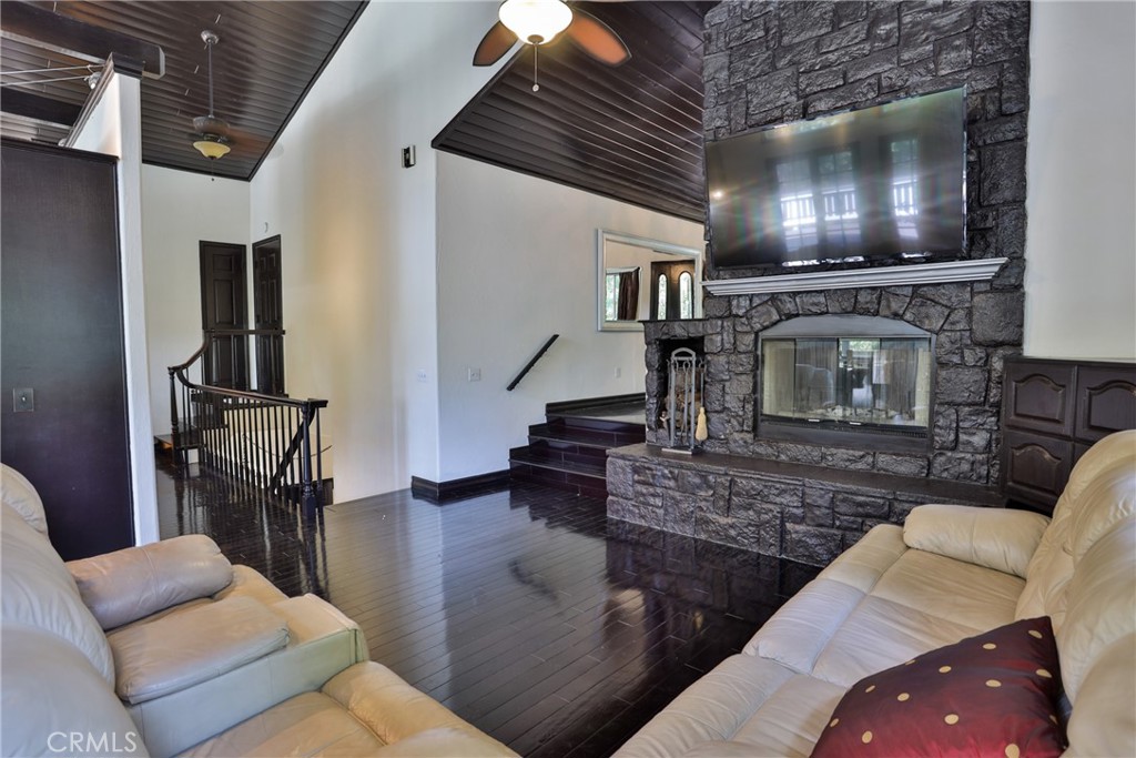24048 Altdorf Drive Property Photo 12