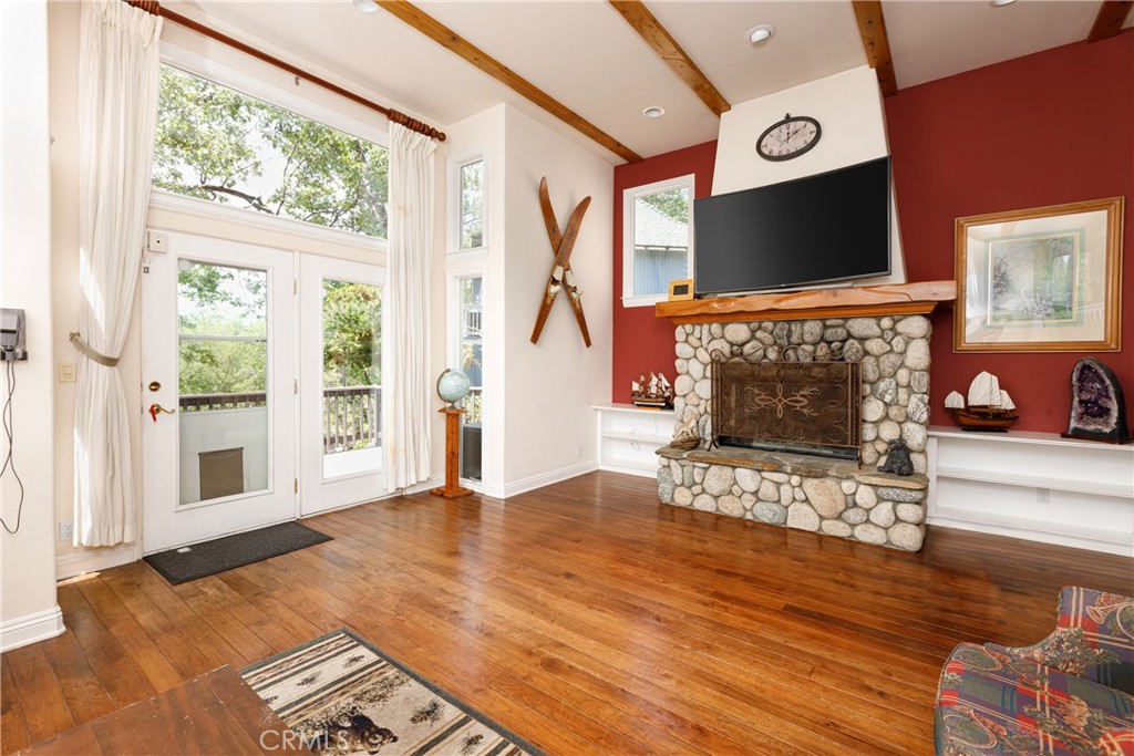 28966 North Shore Road Property Photo 3