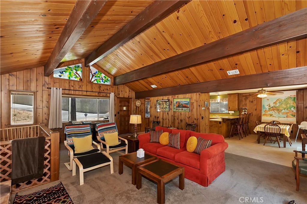 744 Bergschrund Drive Property Photo 10