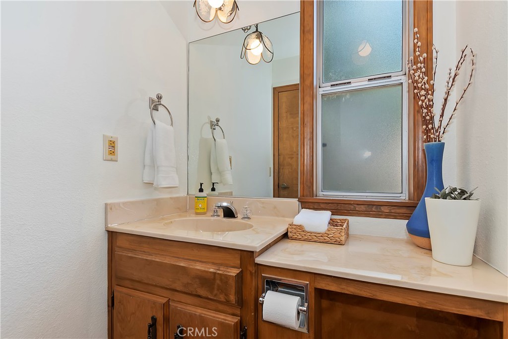 744 Bergschrund Drive Property Photo 19