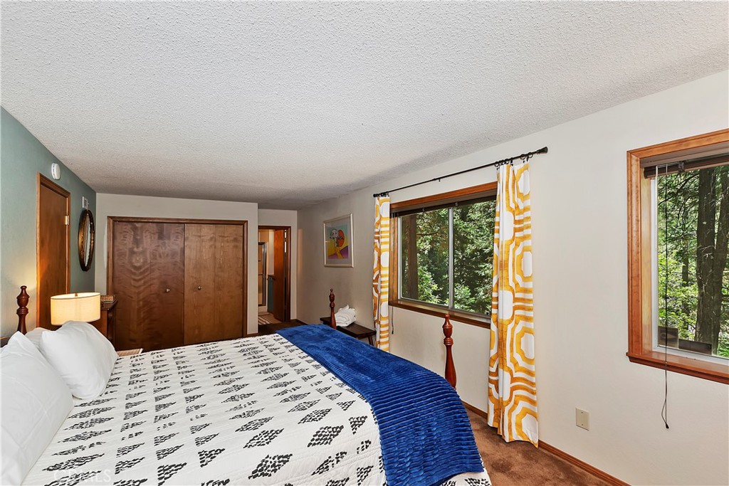744 Bergschrund Drive Property Photo 34
