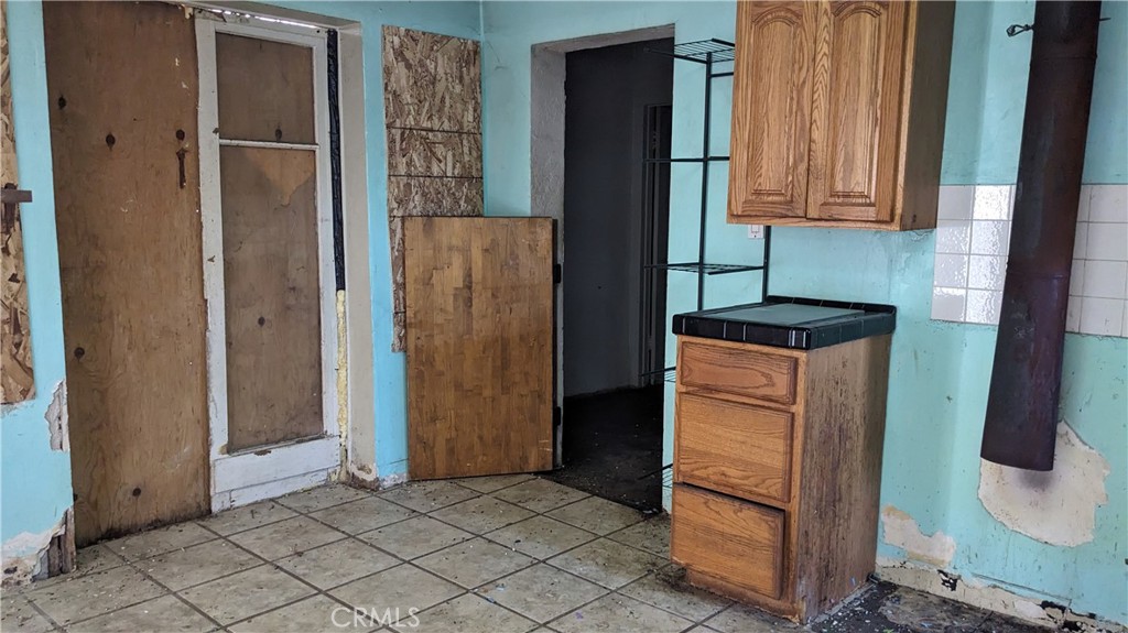 18883 Grand Avenue Property Photo 6