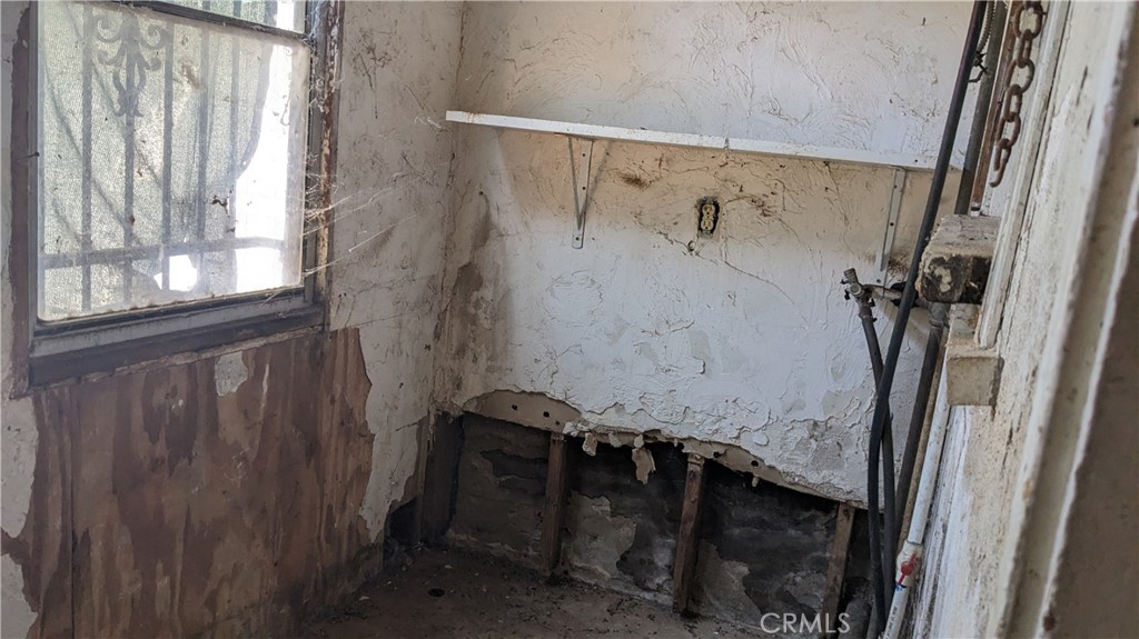 18883 Grand Avenue Property Photo 17