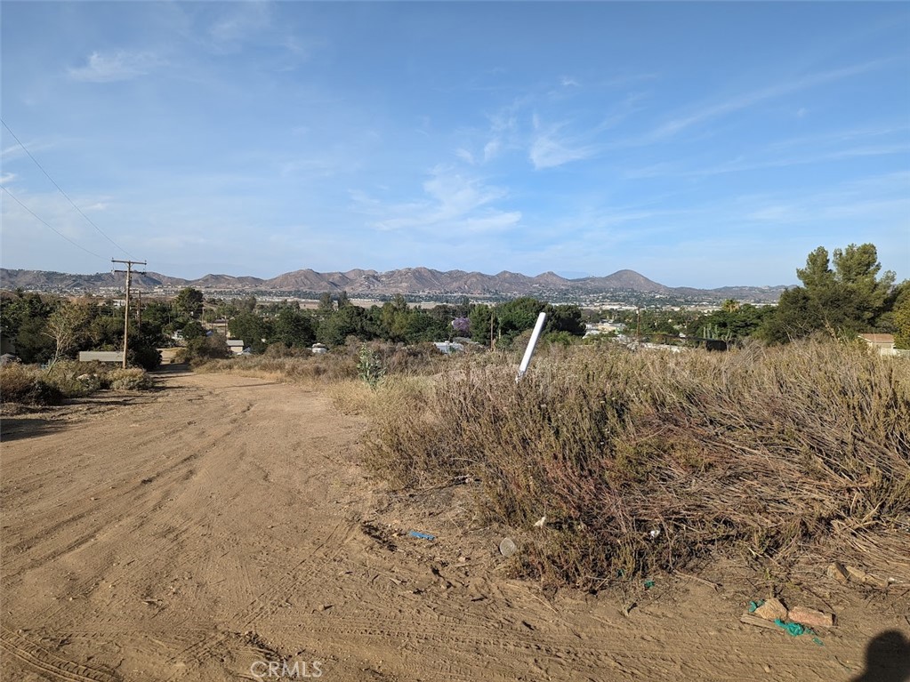 18883 Grand Avenue Property Photo 25