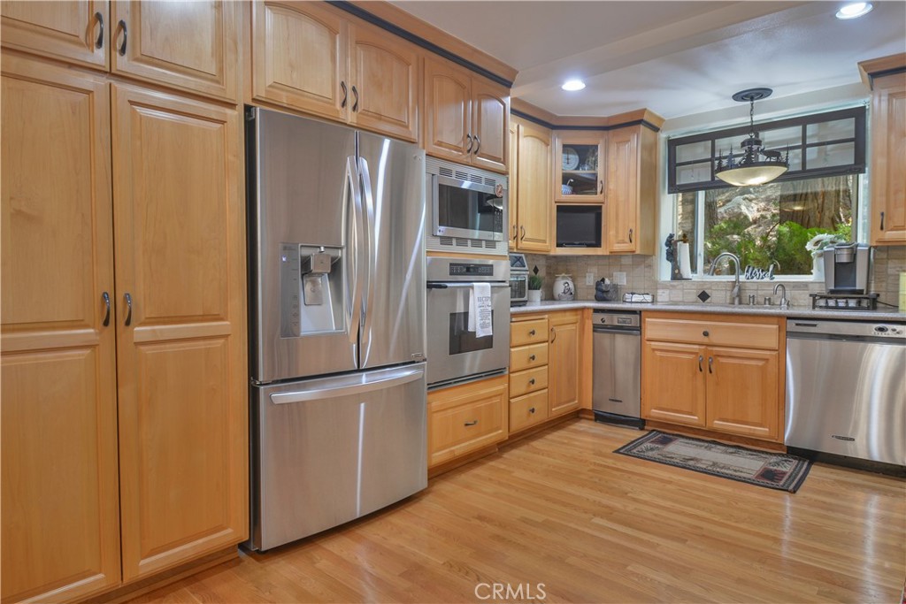 196 N Fairway Drive Property Photo 14