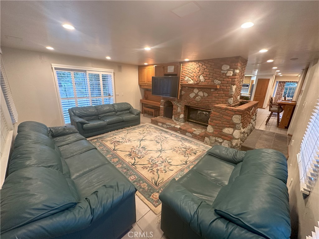 27442 Meadow Bay Drive Property Photo 26