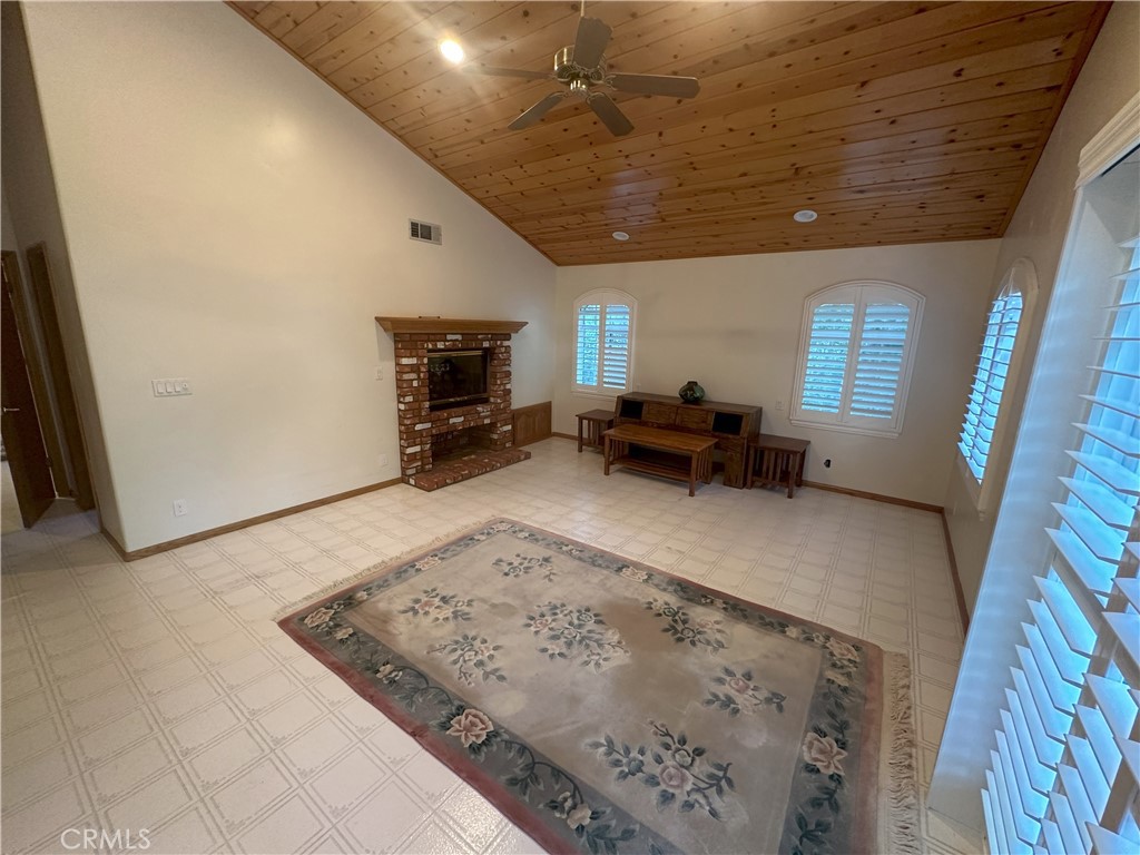27442 Meadow Bay Drive Property Photo 30