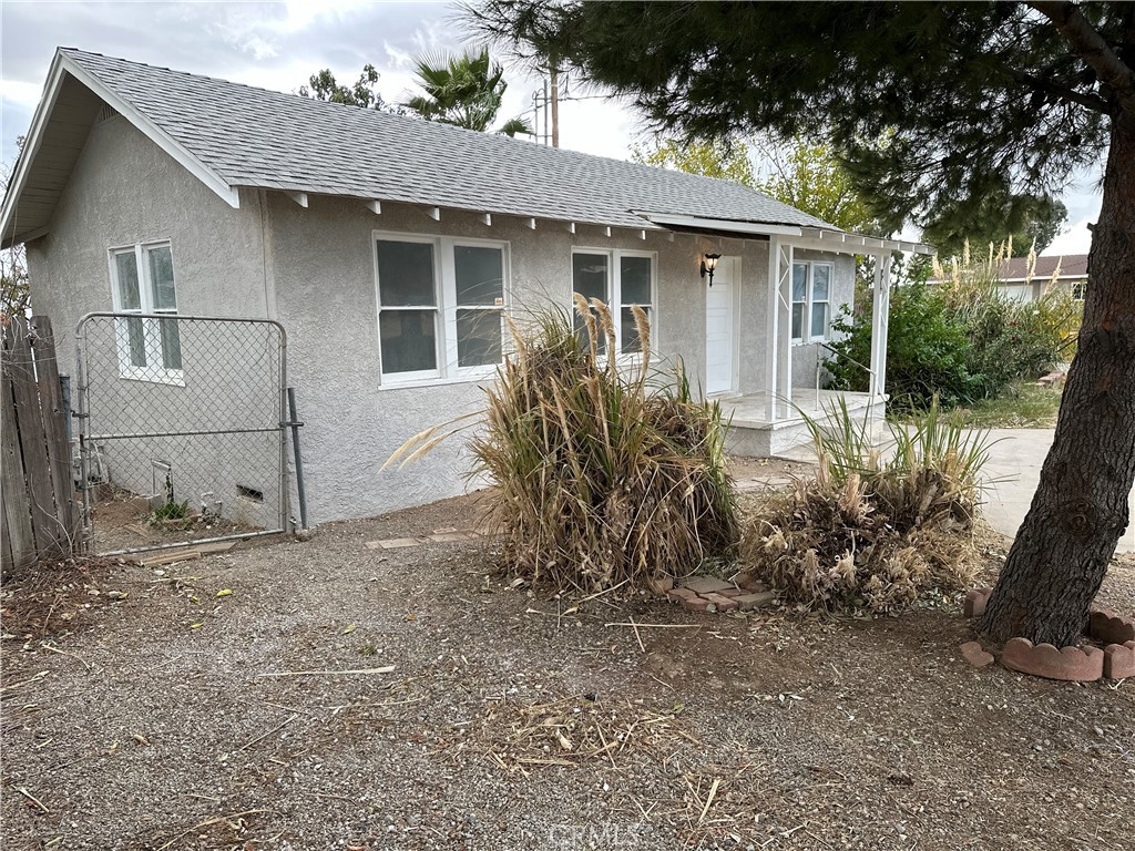 1574 W Lincoln Street W Property Photo 3