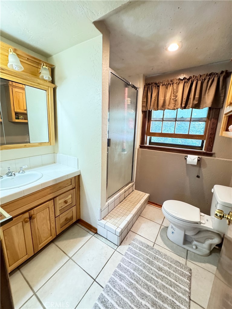 1070 Jungfrau Drive Property Photo 16