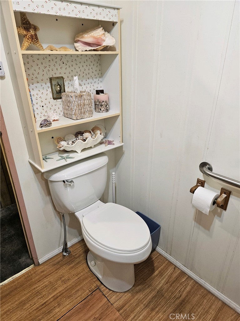 2200 W Wilson Street 76 Property Photo 11