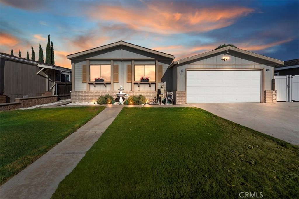 24570 Bandit Way Property Photo