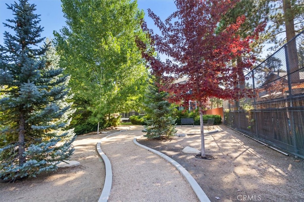 760 Blue Jay Road 48 Property Photo 2