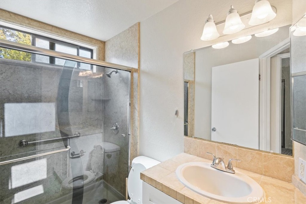 760 Blue Jay Road 48 Property Photo 11