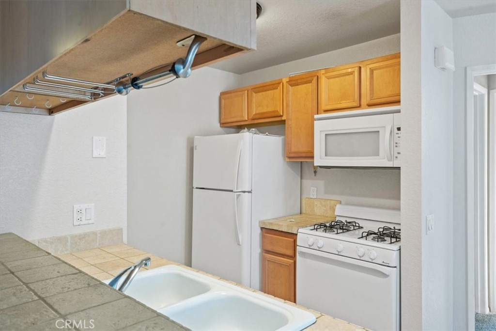760 Blue Jay Road 48 Property Photo 17