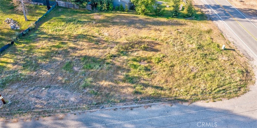 52830 Pine Drive Property Photo 2