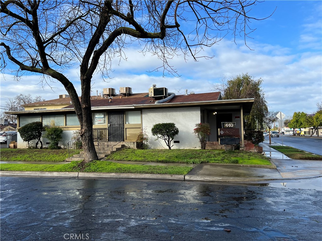 440 E Shields Avenue Property Photo 11