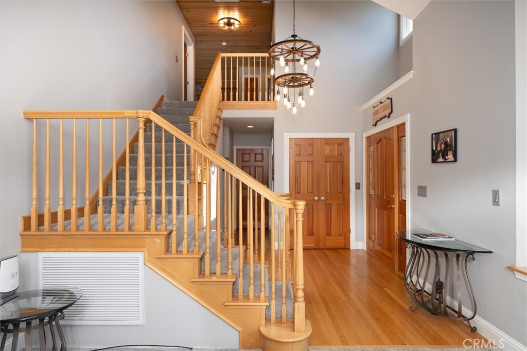 30591 Longview Lane E Property Photo 14
