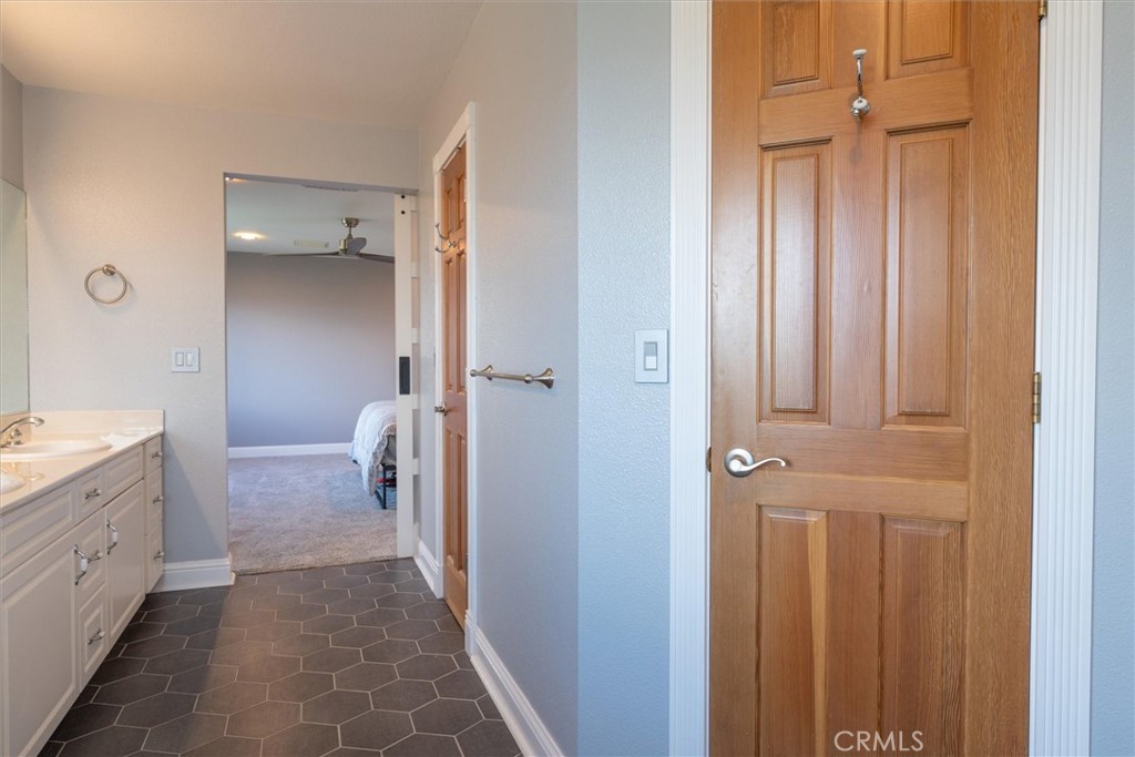 30591 Longview Lane E Property Photo 32